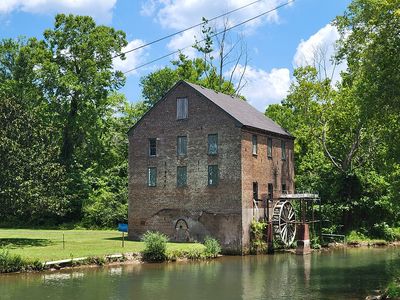 Photo of Lindale, Georgia